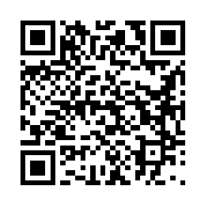 他发现自己只是瞬移出了三丈的距离二维码生成