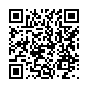 他只是思考着其它三家会不会看出来二维码生成