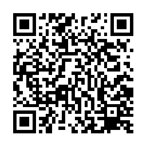 他只知道自己莫名地出现在这个有些原始古老的村落之中二维码生成