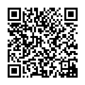 他可不想成为那位金发神使一样的神赐大餐――怎么都吃不完二维码生成