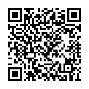 他吃惊的发现记录纸上竟然有一个大美女的痕迹二维码生成