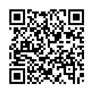 他和刘老师一起跟着那位一家之主二维码生成