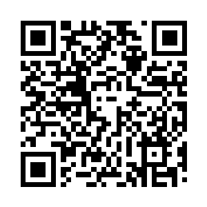 他唯一的能做的……就是尽可能地后仰身体二维码生成