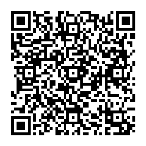 他对于现在的这种小场面还是很有点不满的――整个练武场上一共就三百来人……二维码生成