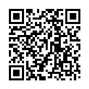 他将叶夫人的手拉到自己的脸上揾住二维码生成