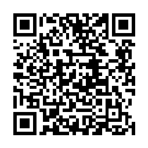 他就告诉小姨李二娃这小子没事儿就勾搭酒吧里的寂寞少二维码生成