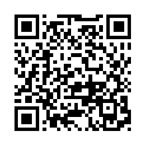 他就在这林荫小路深处的某个大房子里藏着二维码生成