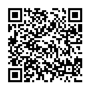 他就沿着那条非常诡异而且不应该存在的通道向前走去二维码生成