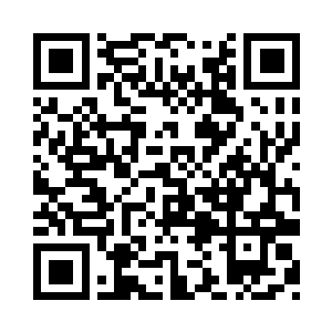 他就直接走到学校门口准备乘的士回去二维码生成