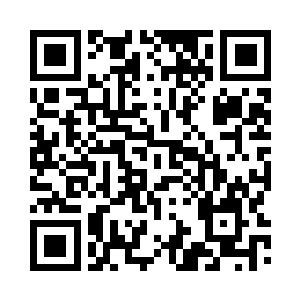 他就看到了好几个摊位上有卖土豆的二维码生成