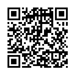 他居然堂而皇之地带了一把弯刀进来二维码生成