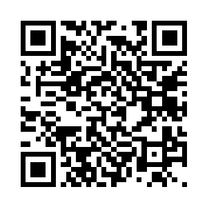 他带着安迪何在原地转着圈儿的乱跑二维码生成
