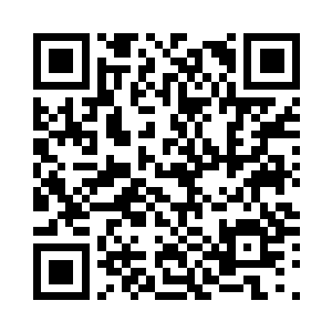 他很想将储物指环中的传送阵门取出二维码生成