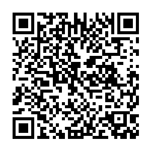 他心中就起了一股难以抑制的冲动――想冲上去把这老头儿也给俘虏了二维码生成