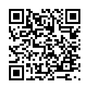 他心中想着趁今天自己在她们面前秀一下手法二维码生成