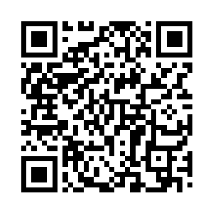 他心里还怀揣着一种自我救赎的情感二维码生成