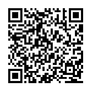 他怎么好像有点不高兴的样子……周亦萱点点头二维码生成