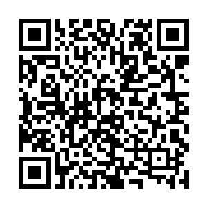 他怎么舍得让她独自一人来雪之境地这样极寒之地呢二维码生成