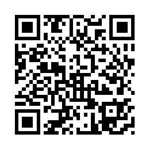 他怒吼着伸手去抓放在一旁的佩刀二维码生成