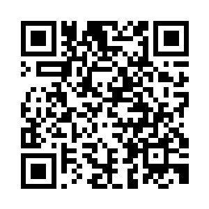 他怔怔的望着在阳光下泛起白光的玉盒二维码生成