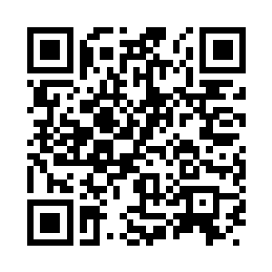 他悄悄地到门口耳朵贴着门倾听屋里的声音二维码生成