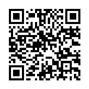 他想试着将这片惊世骇俗的文章吟唱出来二维码生成