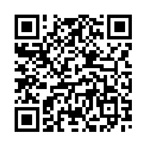 他手里那把狭长的武士刀上下翻飞二维码生成