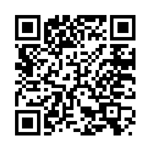 他把胶泥活字按韵分类放在木格子里二维码生成