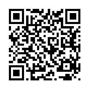 他指了指自己眼角上方的一道伤疤二维码生成