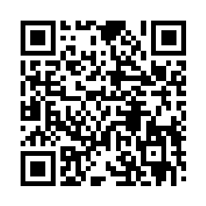 他提笔刷刷刷地在蓝色小册子上写起字来二维码生成