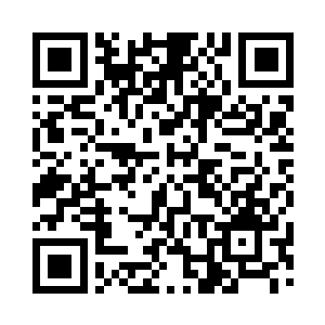 他是既心疼自己的东西又期待有宝物可使用二维码生成