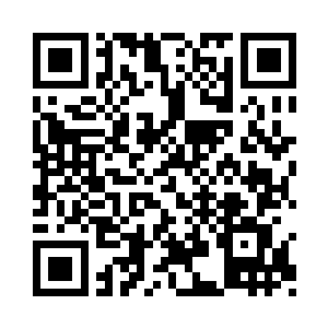 他更多是把视角集中在马修和修女的交谈之中二维码生成