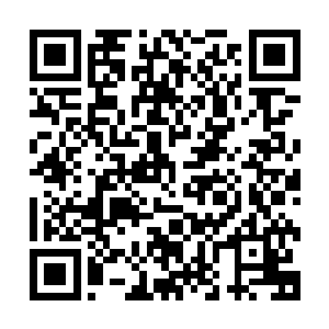 他最在意的还是穆扬灵能翻墙进营区轻而易举的来到他的大帐二维码生成