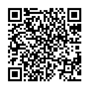他本来还不知道这看起来有些原始古老的村落到底是什么地方二维码生成
