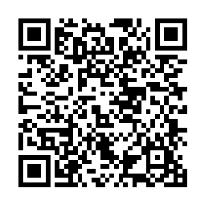 他根本想象不出任何词汇来表达此刻内心的汹涌和澎湃二维码生成
