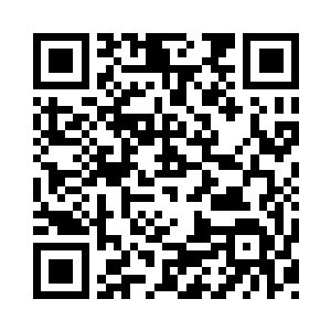 他正是先前控制其中一座世界山的主持者二维码生成