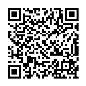 他此举甚至有要那女子为他拖延时间逃跑的嫌疑二维码生成