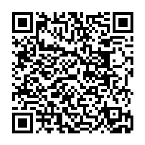 他每话一笔便有一丝阴冷的气息从外面飘进来凝聚在那被鲜血染红的脑袋上二维码生成