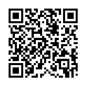 他深知自己的实力是无法和这三人抗衡的二维码生成