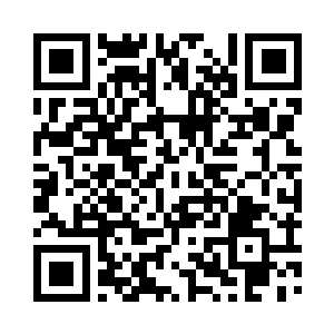 他猛然发动了圣杯上的一个魔法光环――二维码生成