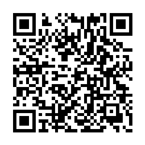 他现在所有的注意力都集中在了铁血异形的身上二维码生成