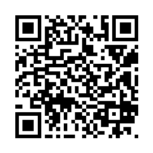 他甚至开始伸手去抓那道坚实的沙地二维码生成