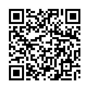 他用手指在其中两具尸体胸口的破洞上二维码生成