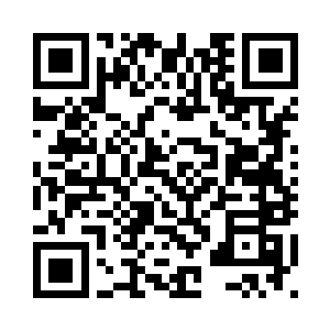 他的双手开始不老实的摸索了起来二维码生成
