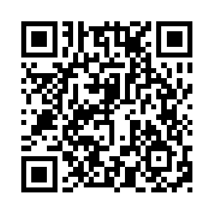 他的唇却如蜻蜓般从她的樱唇上掠过二维码生成