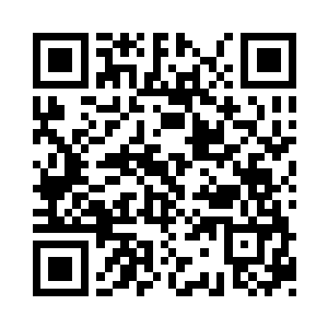 他的嘴角不由露出一丝微不可察温暖的笑容二维码生成