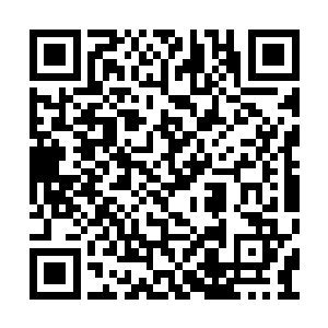 他的四面石墙像是一个膨胀到了极点的气球似的二维码生成