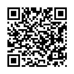 他的手可还被眼前这个男人扣着呢二维码生成