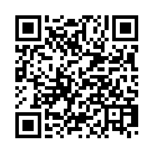 他的手放在了那些流动的力量之上二维码生成