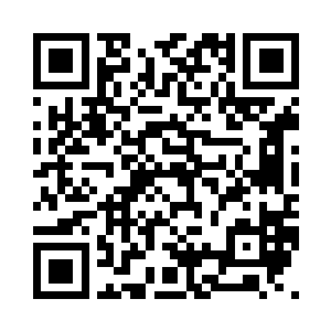 他的打算是……用超高速的光矢连射二维码生成